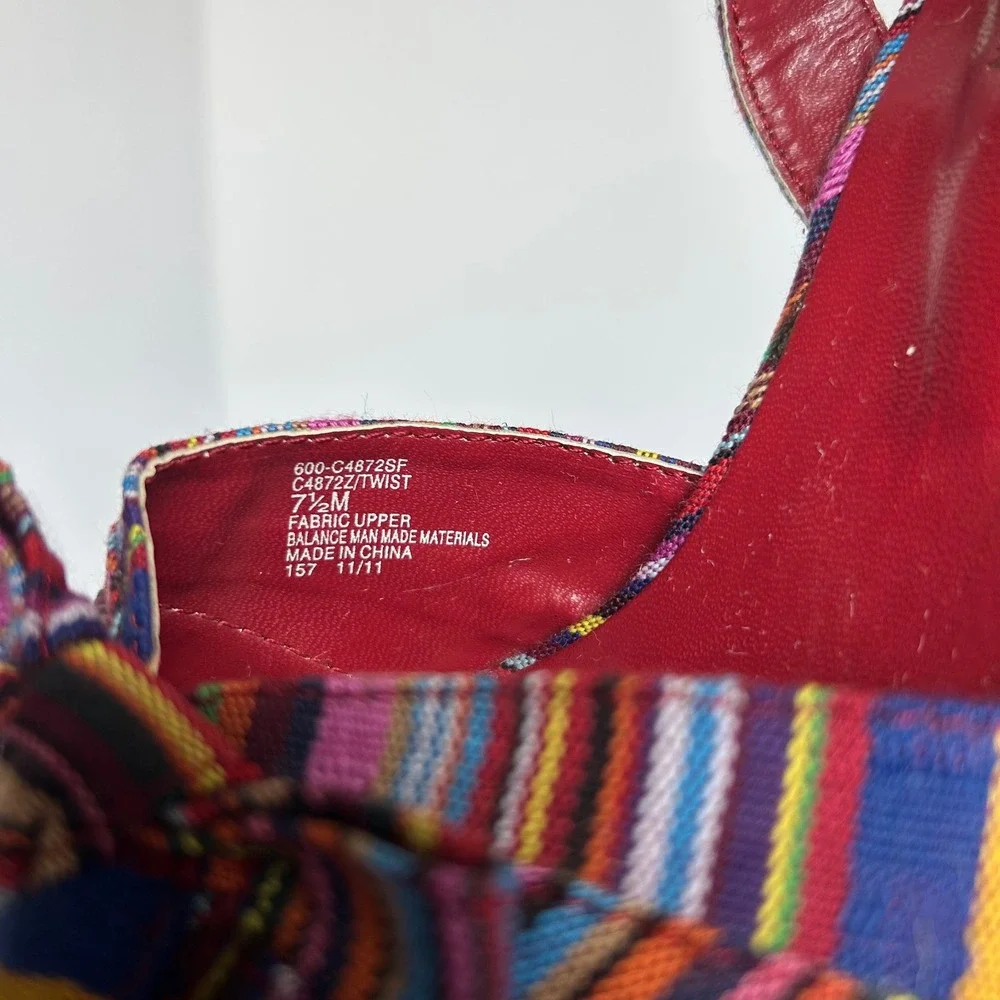 White Mountain Cliffs Colorful Fabric Bow Wedge Sandals Size‎ 7.5M